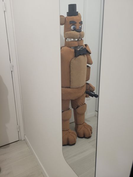Tiffano_cos - Freddy 
