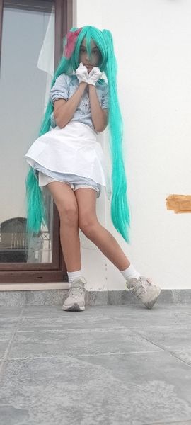 Love4cosplay - Mesmerizer Miku💙🍔⏱