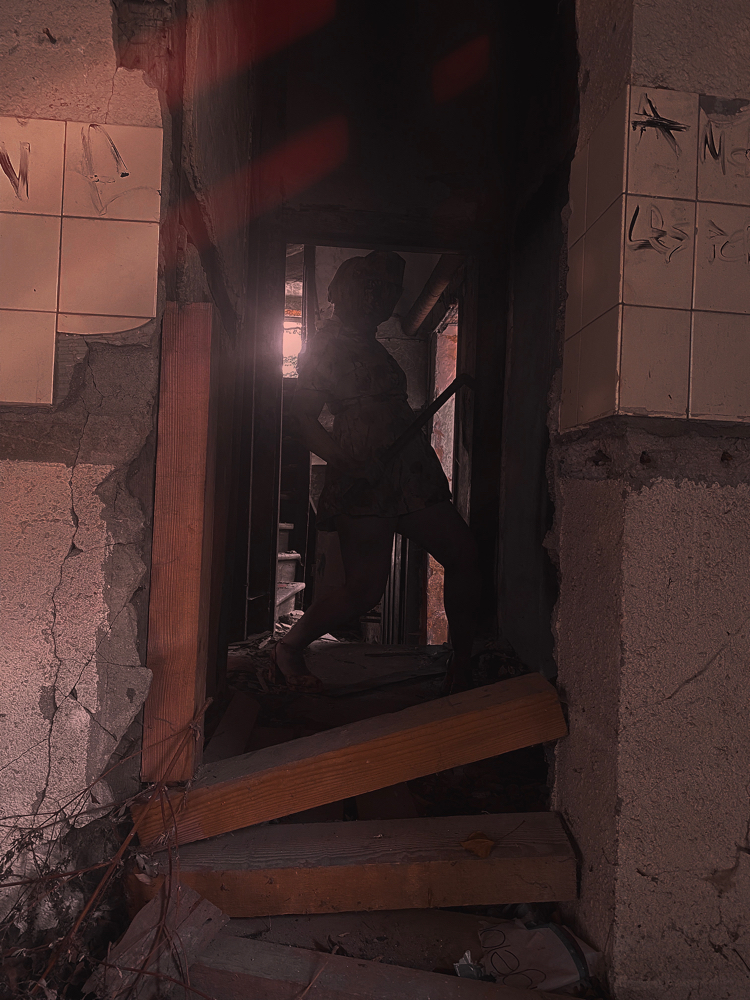 Bubble Head Nurse SH - Photo 4