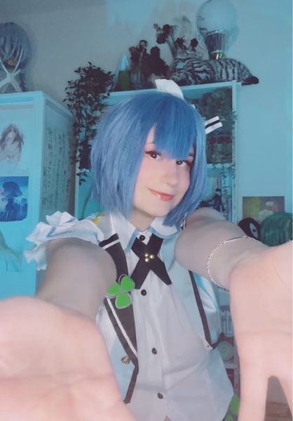 Vevev - Haruka Kiritani