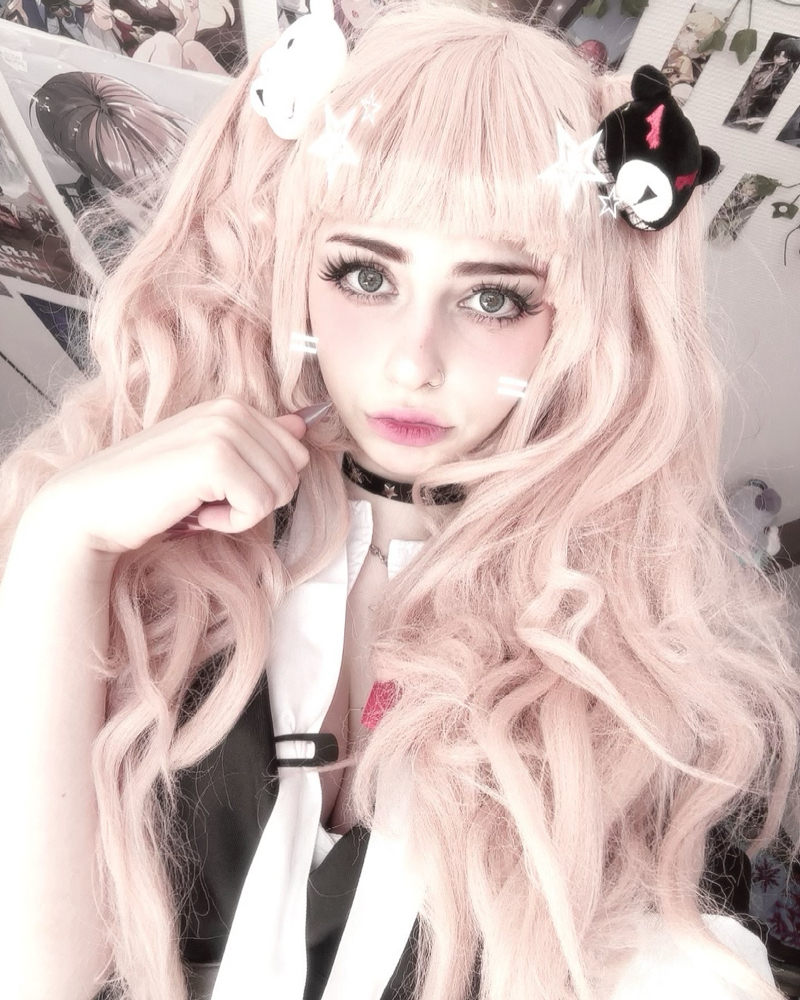 Junko Enoshima - Photo 1