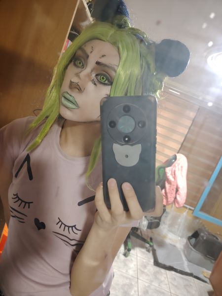 1r£n€ - Jojo makeup practice