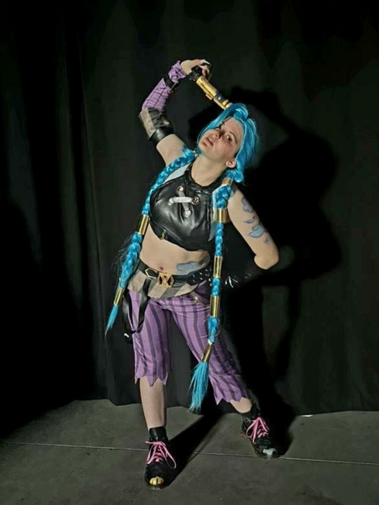 Jinx - Photo 1