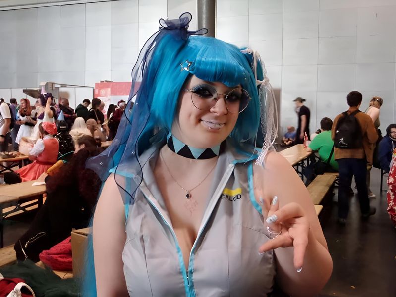 Ayd3n - Miku Gyaru 