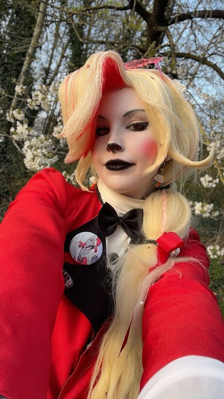 Blooki52_cos – Charlie Morningstar