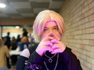Emo luka preview 2