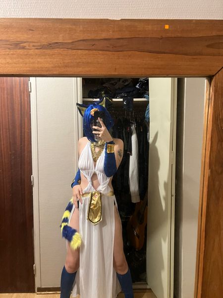 Silver_moon_cosplay - Ankha 