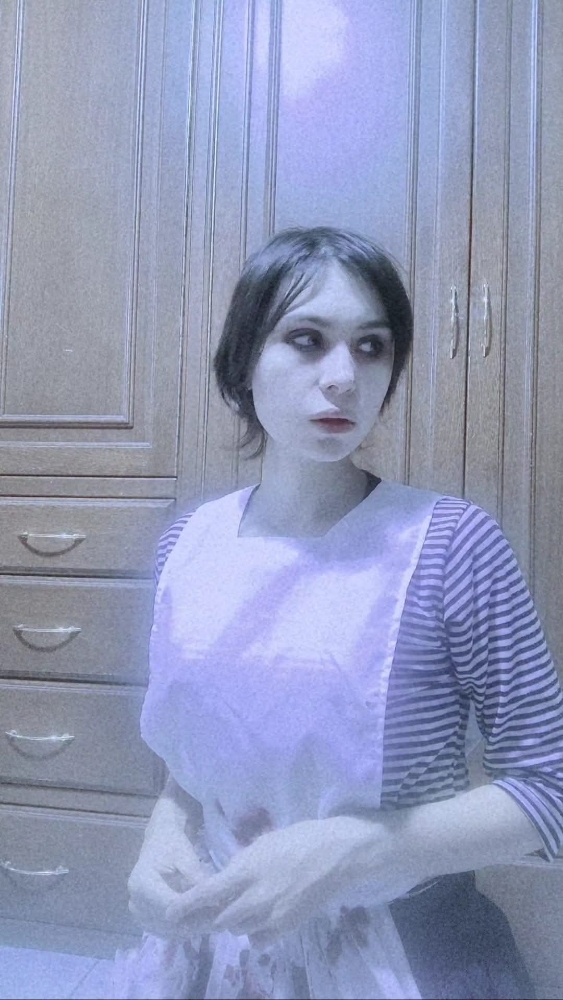 Alice Liddell (AMR)  - Photo 17