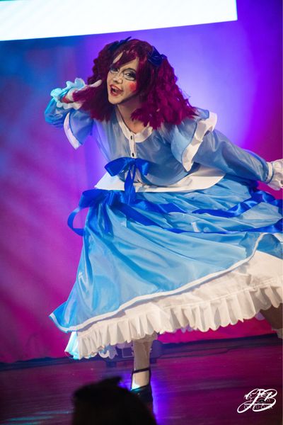 Candys_cosplay - Poppy en convention
