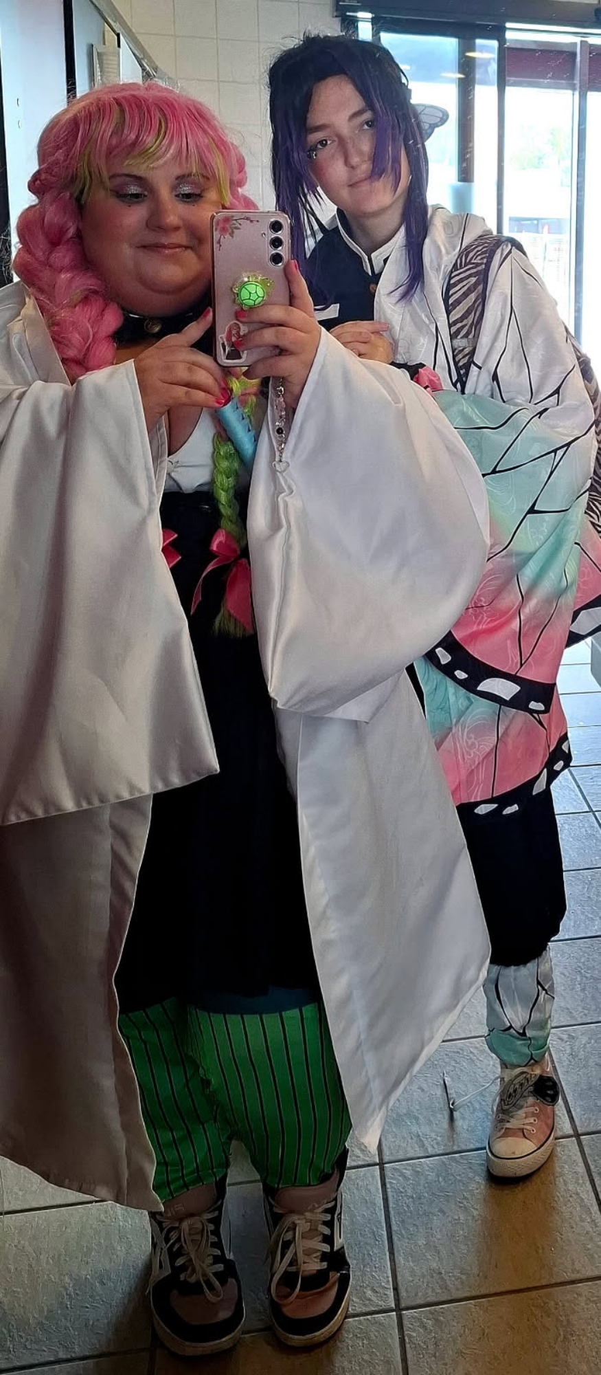 Shinobu et Mitsuri - Photo 6