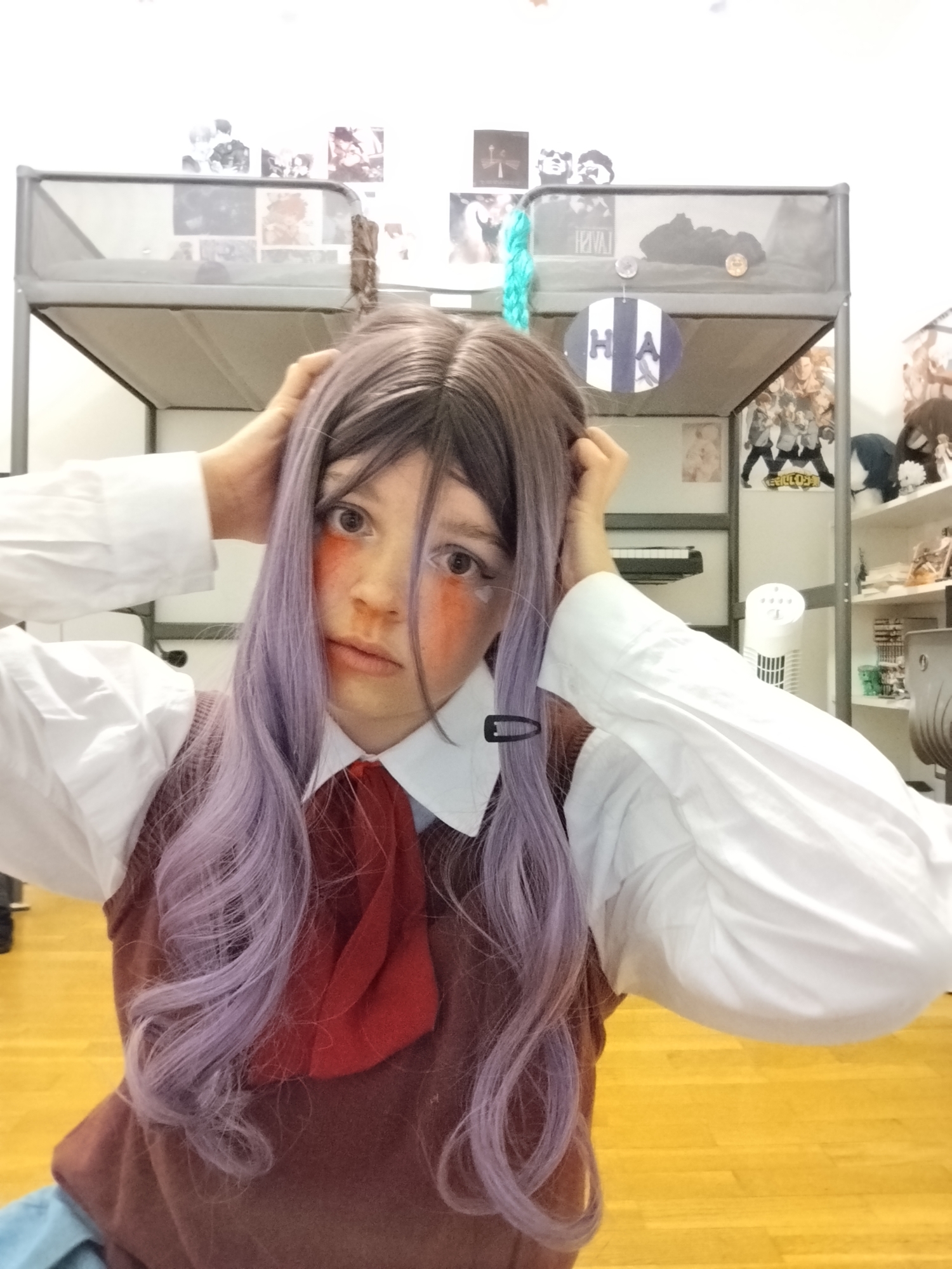 Yuri 🖊️📓 - Photo 23