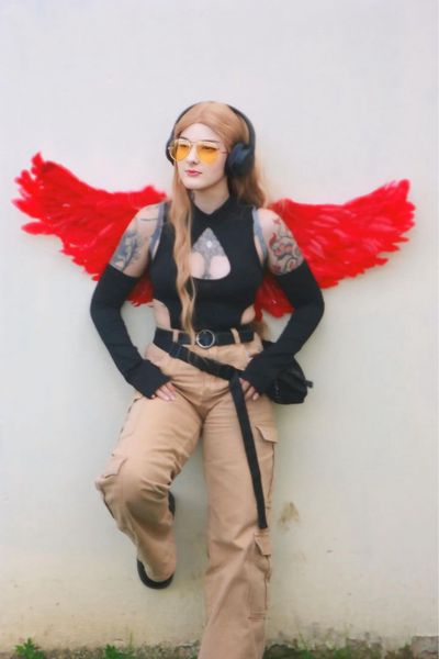Moonflo.cos - Hawks (genderbend)