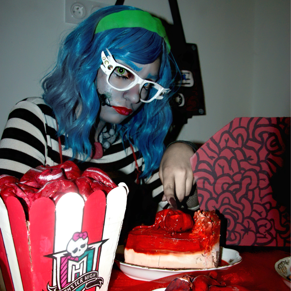 Ghoulia Yelps