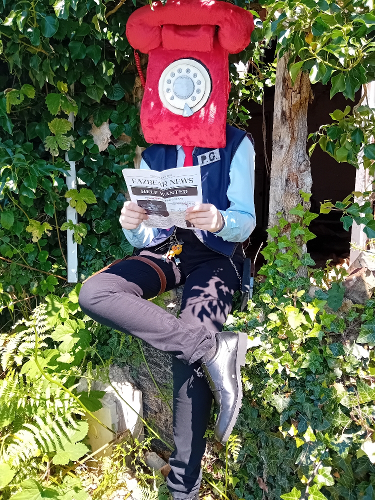 Phone guy - Photo 18