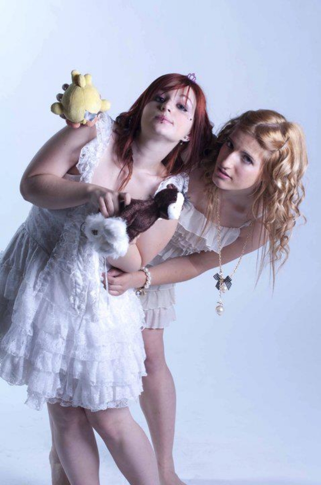 Oc les jumelles - Photo 3