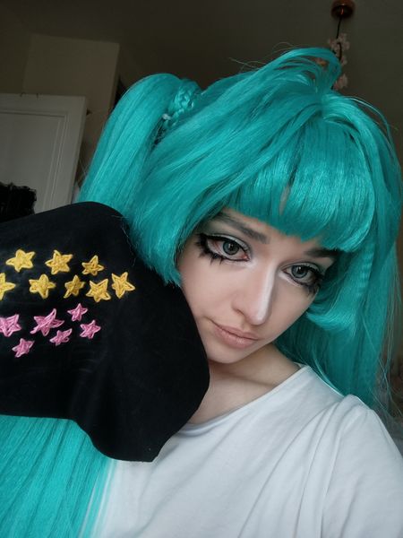 Hello_jullie_cos - MikuGyaru Makeup WIP