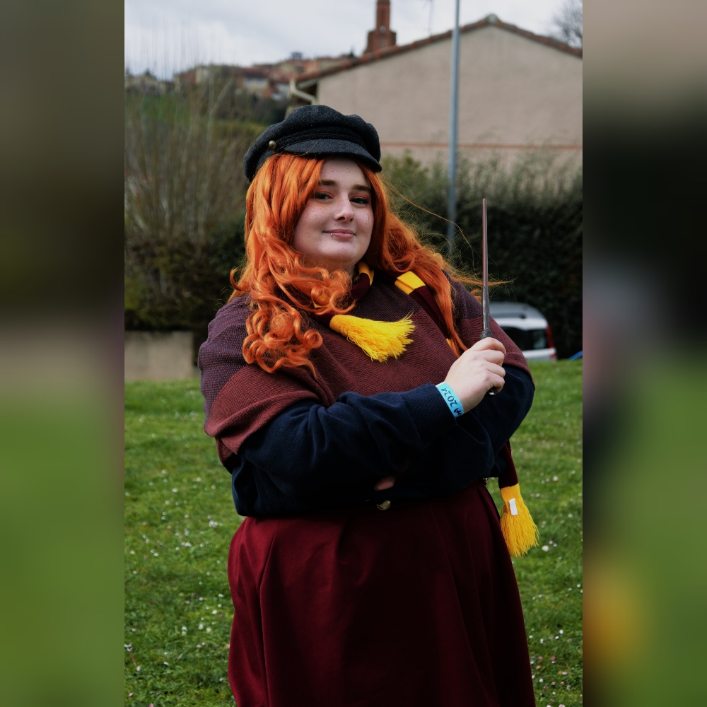 Lily Evans - Photo 2