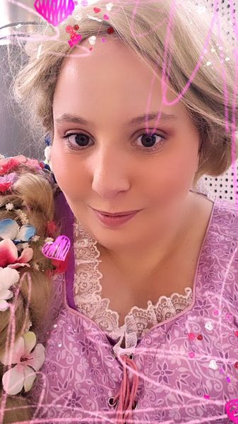 Kuroe_basilys_cosplay_ - Raiponce 🥰