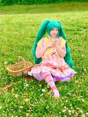 Miku Pâques lolita preview 3