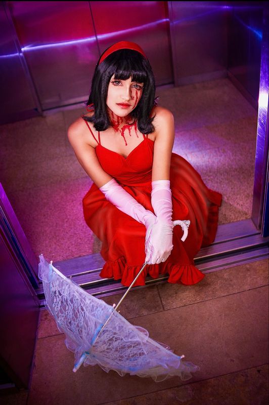 Amy_gravini, Mira Kirigoe