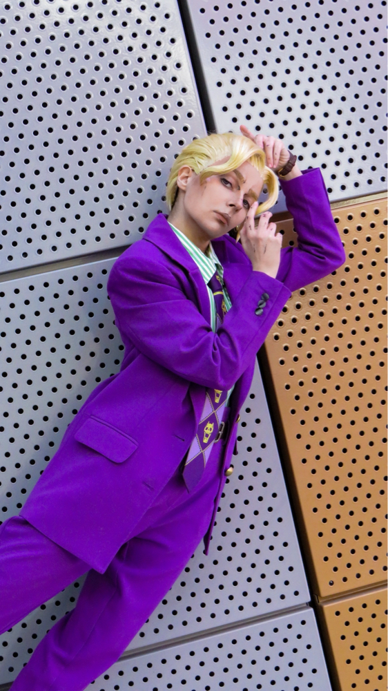 Kira Yoshikage - Photo 4