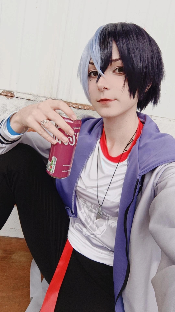 Toya Aoyagi  - Photo 3