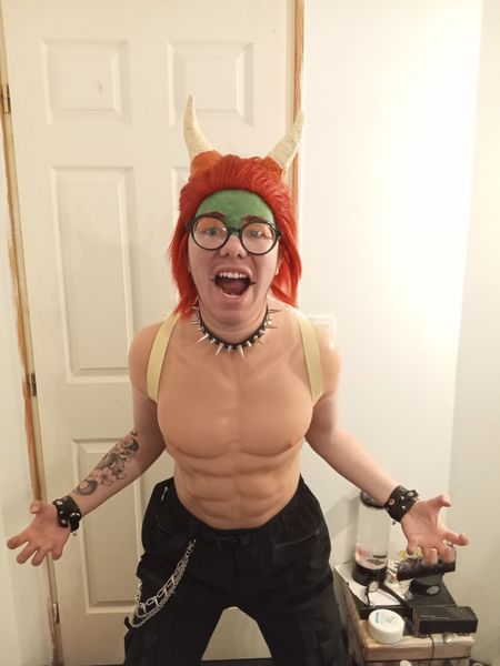 Guslecosplayer2_0.1 - Shooting Bowser