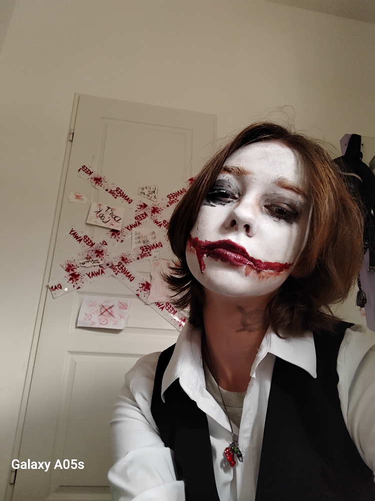 OC Lucia Woods - Photo 17