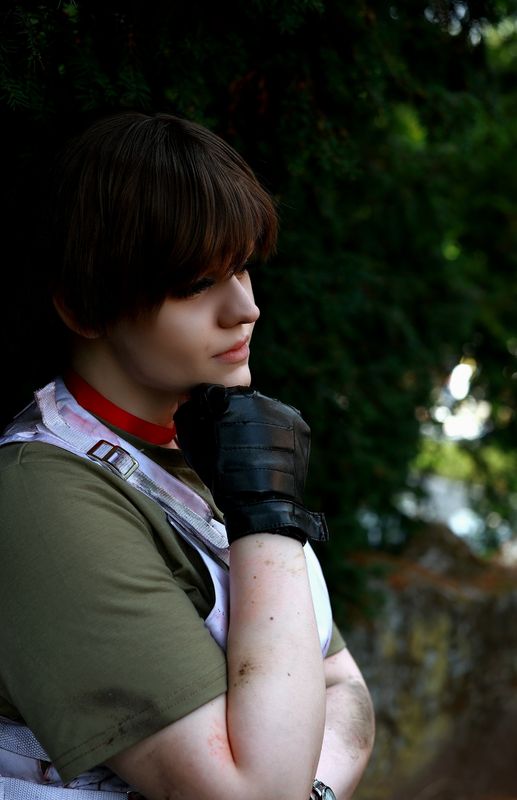 Cursed_cos – Rebecca Chambers 