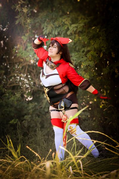 Shizu_cos - Amber 