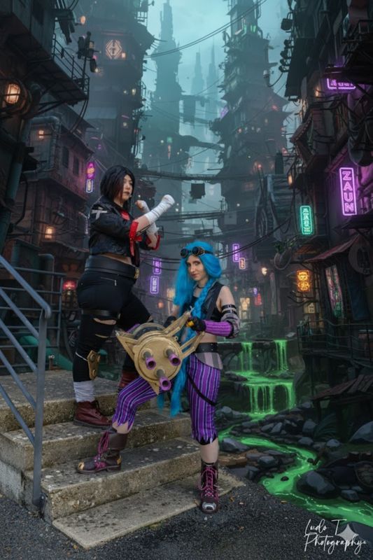 Louvea_cosplay – Jinx and Vi 