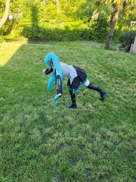 Mae__cosplay - Miku