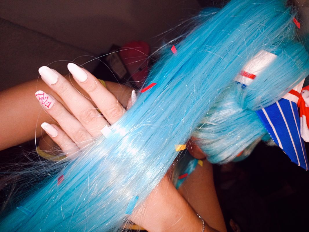 Cosplay._.star – Miku 🩵💙🎉🎊