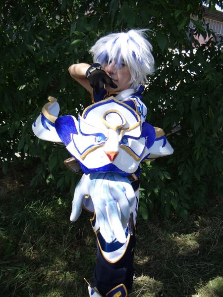 Kamui_shiro - Ezreal porcelain arm