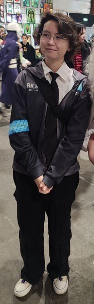 Mini_lou - Connor RK800
