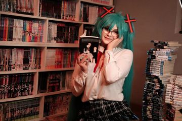 Miku, Rotten Girl preview 2