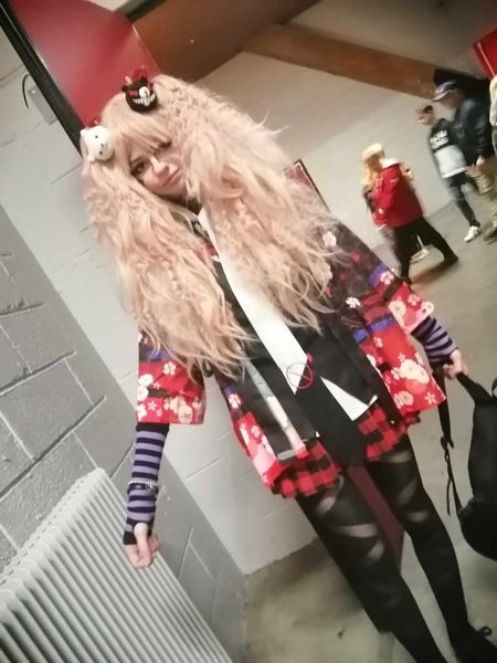 Layla - Junko enoshima 