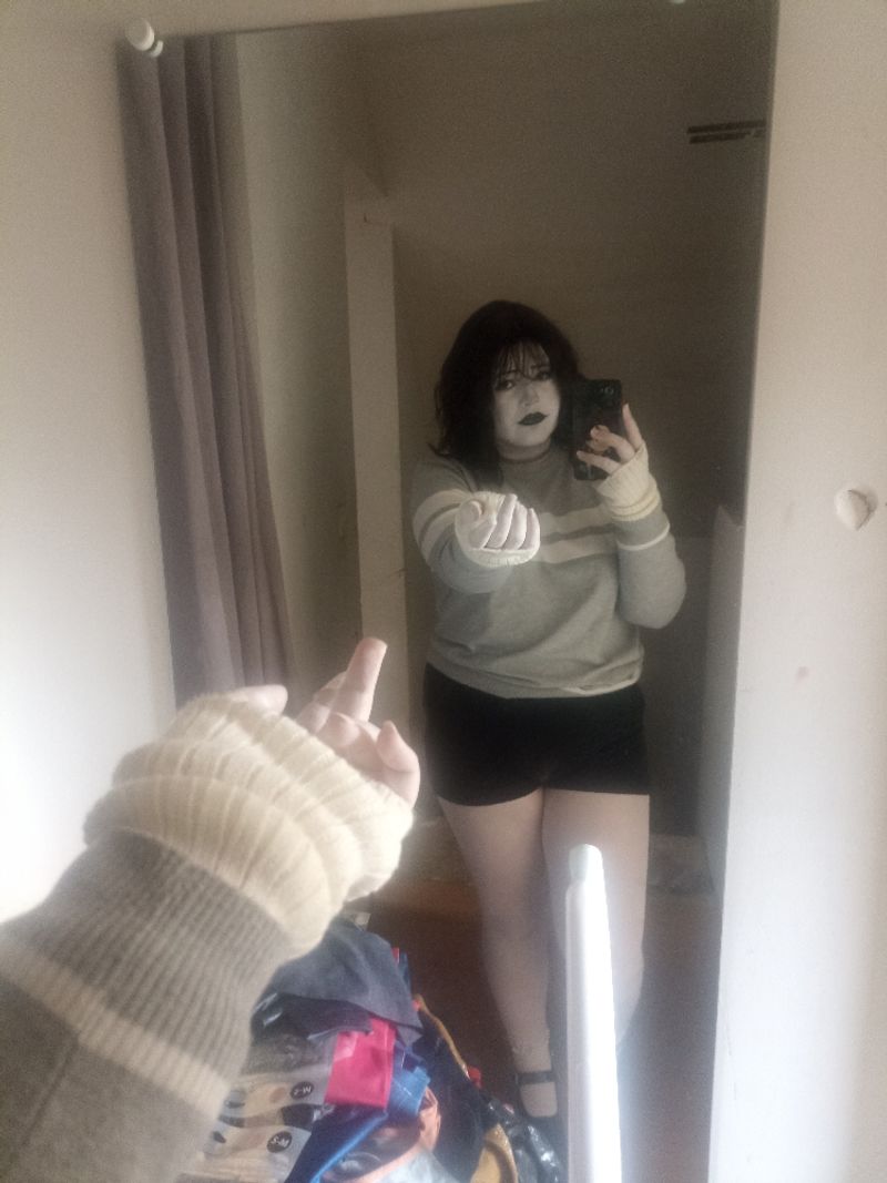 🌸~•∞shayali∞•~🌸 – Core Frisk