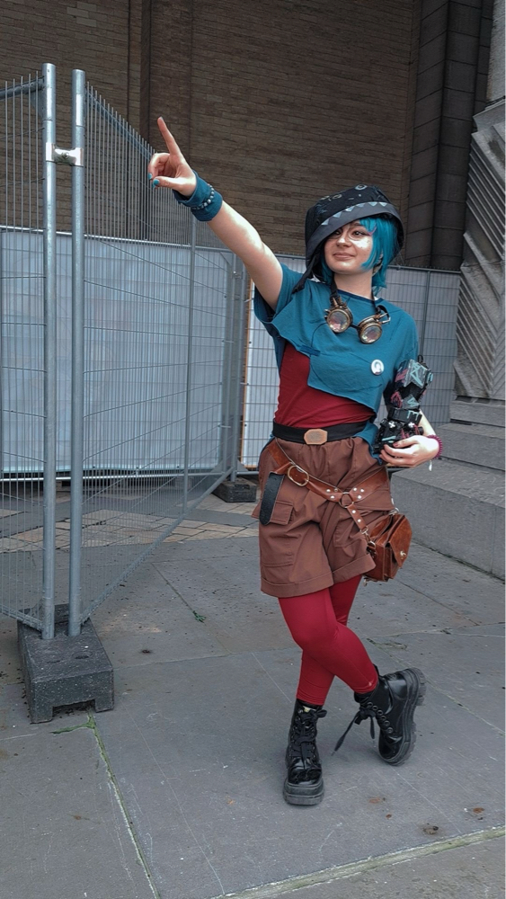 MIA — photo 6