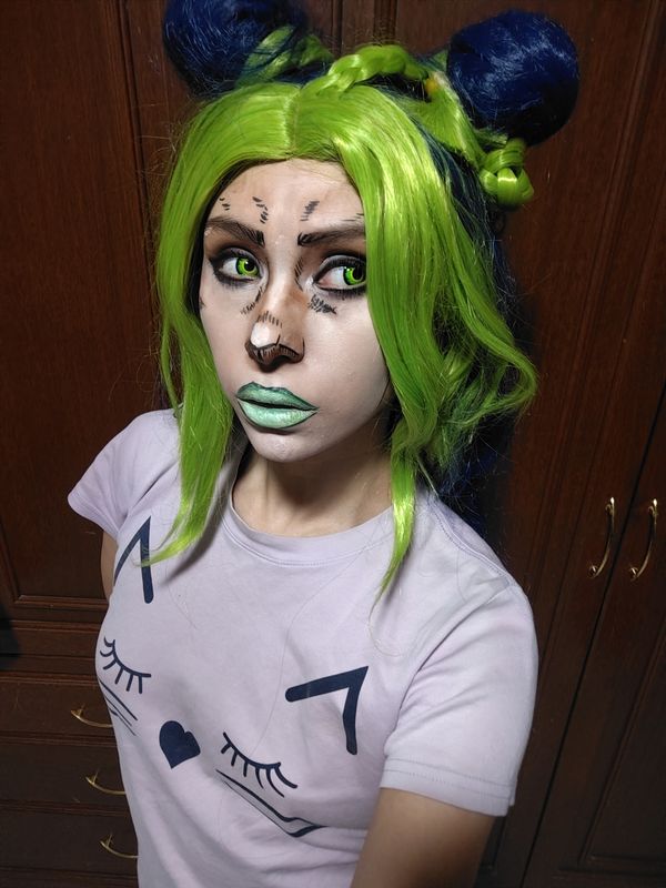 1r£n€ – Jojo makeup practice