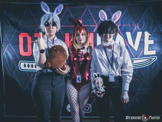 Bunny cosplay Rave preview 2