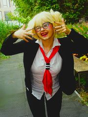 Toga costard preview 3