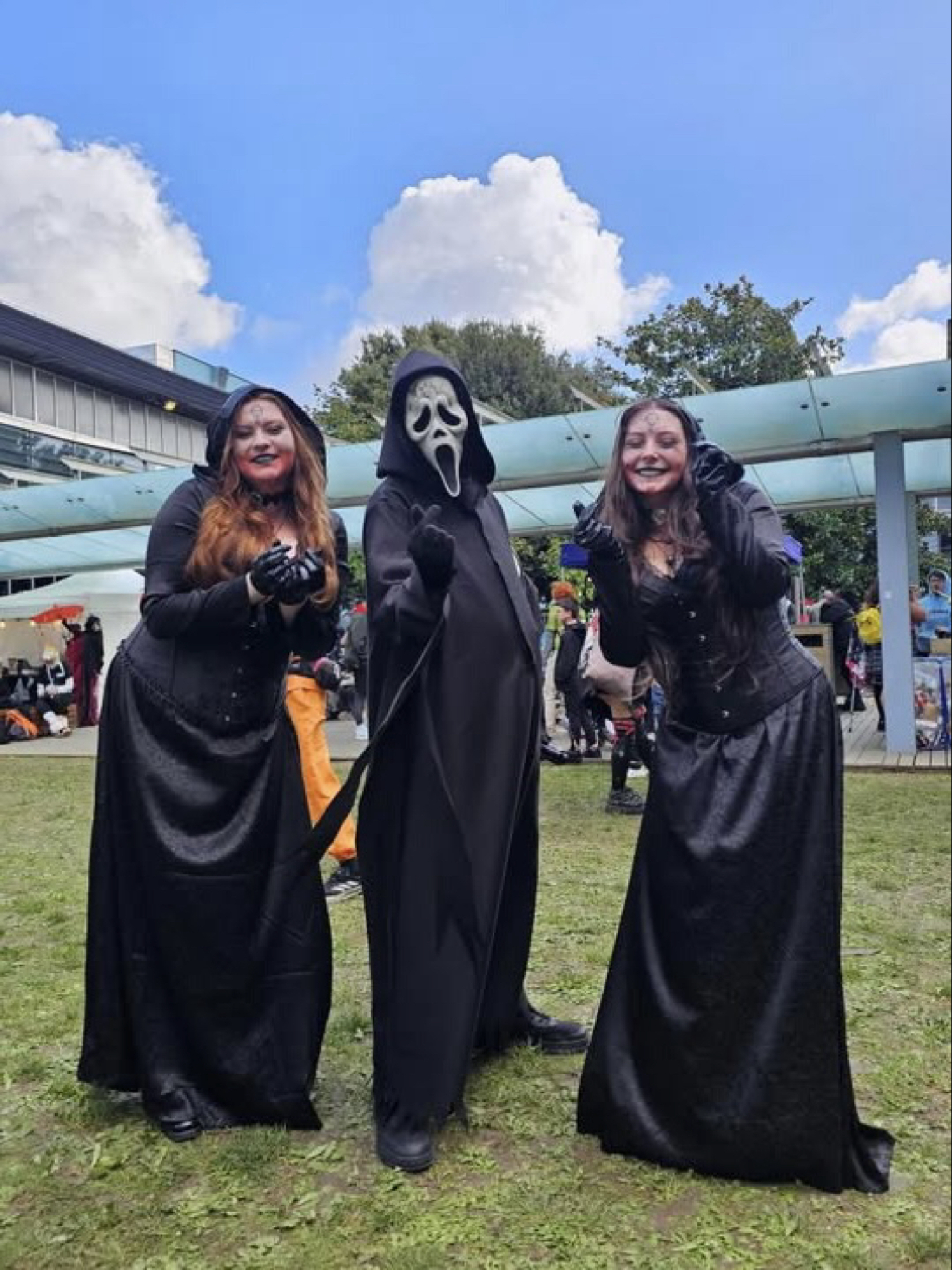 Daniela Dimitrescu 3 - Photo 5