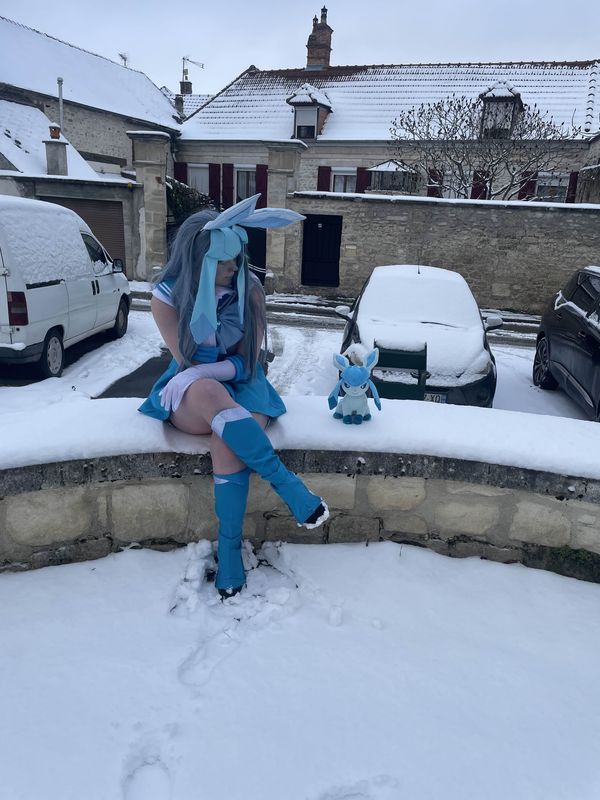 Lizzy – Glaceon