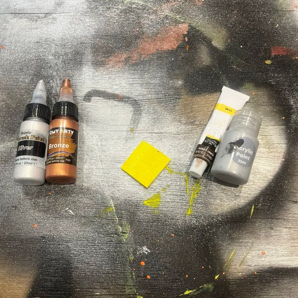 Find her painting — illustration 1