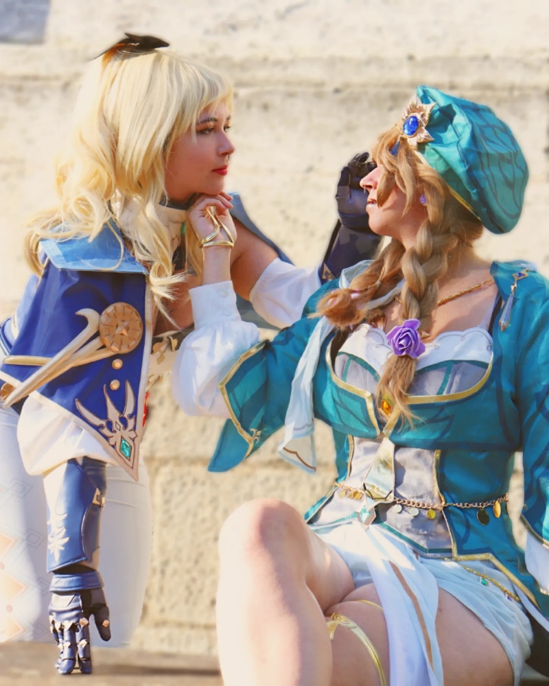 Jean & Lisa - Photo 2