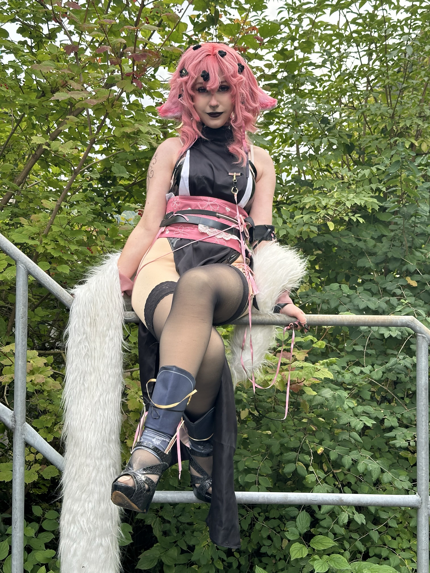 Yae Miko operator - Photo 6