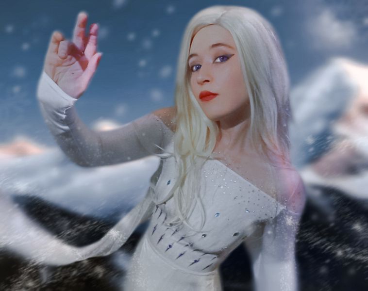 𝓁𝓊𝓂𝒶_𝒸𝑜𝓈𝓅𝓁𝒶𝓎 - Elsa