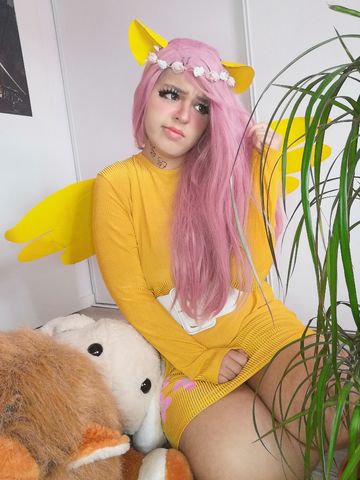 Prêté par mayamystic