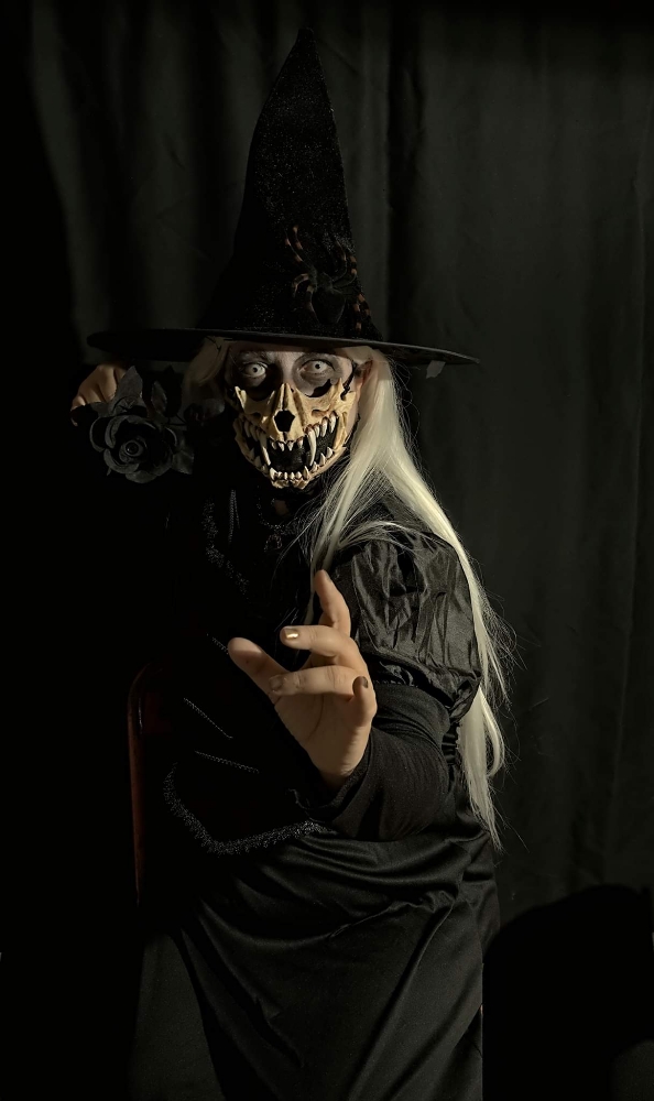 Sorcière  - Photo 3